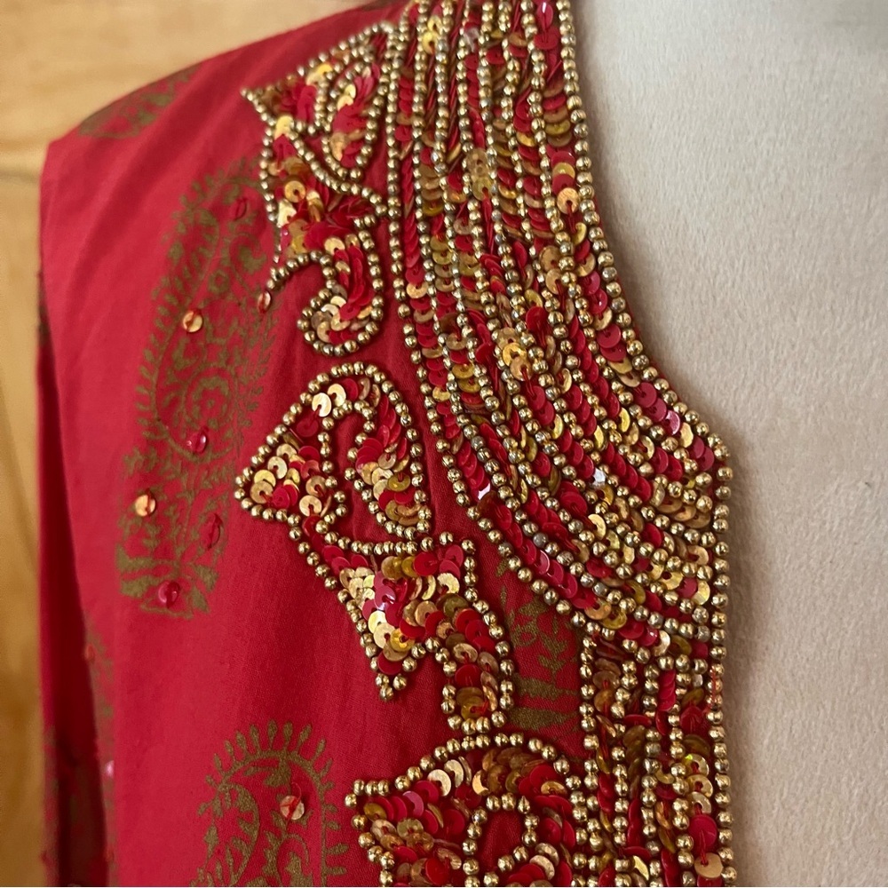 Denim 24/7 Red and Gold Ladies Embellished Long Sleeve Tunic - Picture 6 of 11